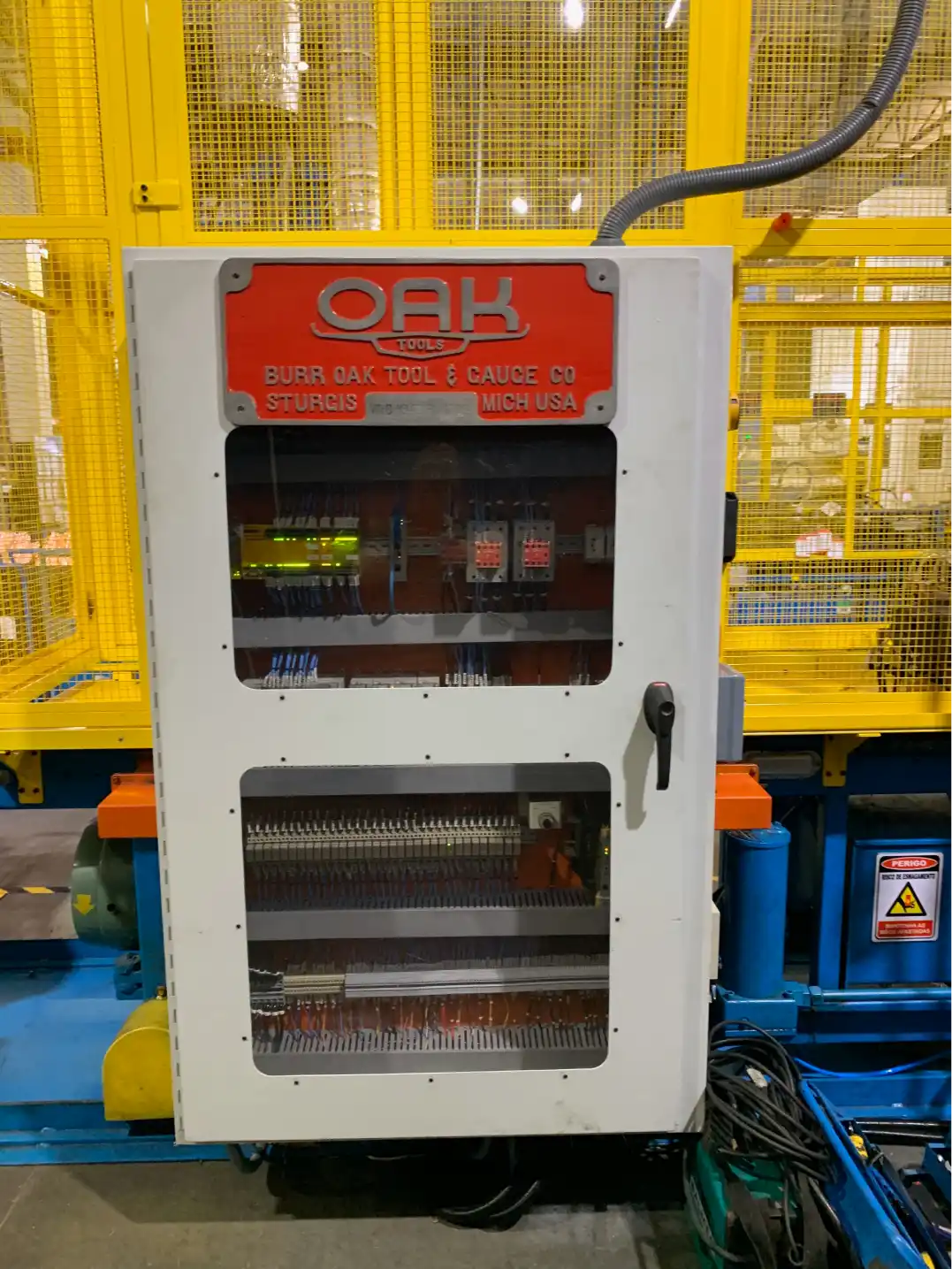 CASE MIDEA1